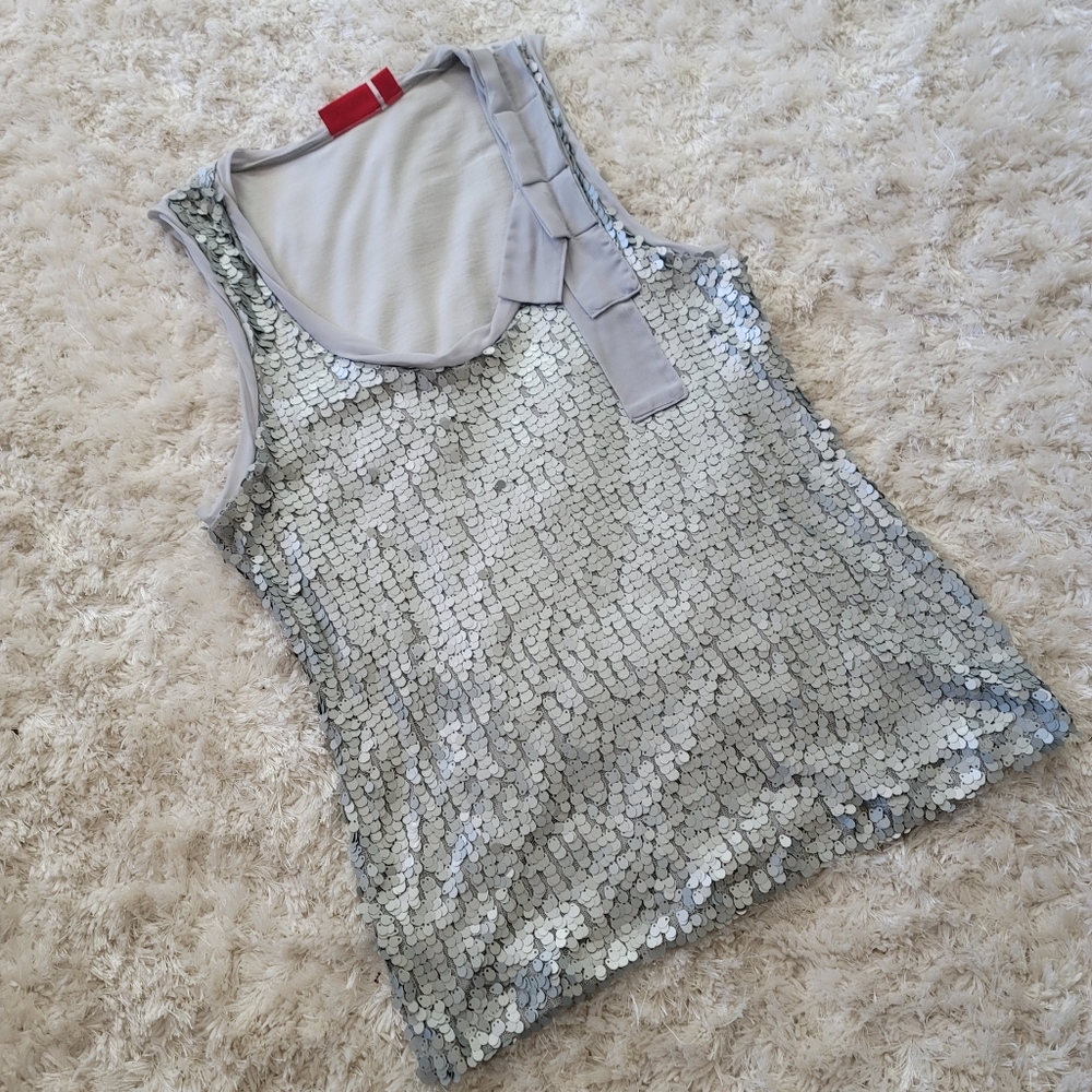 Matte sequin dressy tank with bow detail. Sz L